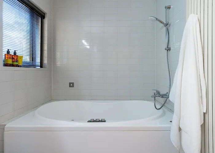 Villa Paradise Peek, Platres