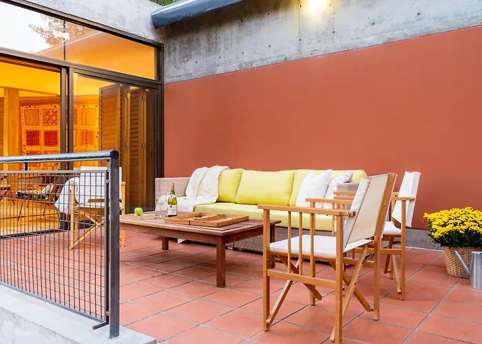 Paradise Peek, Вилла